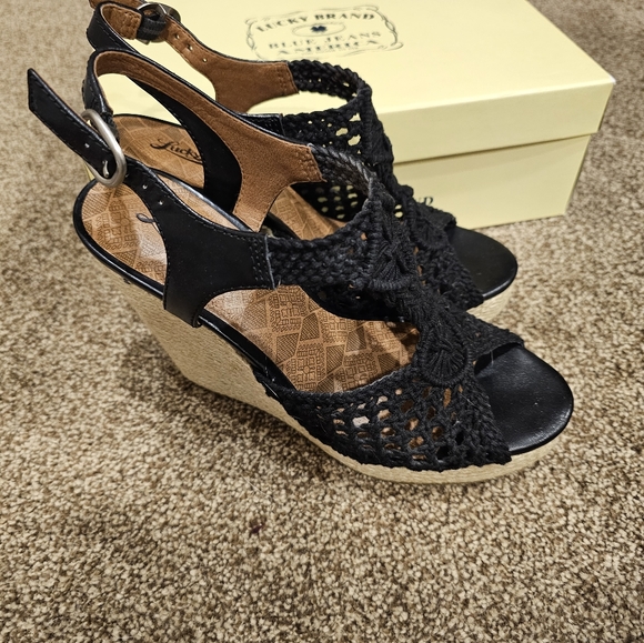 Lucky Brand Heels Womens 8 Rilo Macrame Crochet Platform Sandals BK Fabric. - Picture 8 of 12